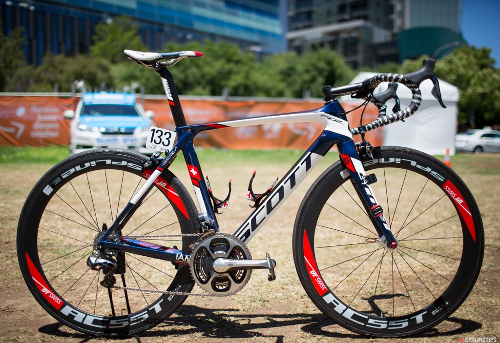 IAM's Scott Foil is the same as Orica-GreenEdge's but features different components such as DT Swiss Spline wheelsets and Richie bar/stem/seatposts along with SRM powermeters. This bike is Heinrich Haussler's. Read our Scott Foil review here.