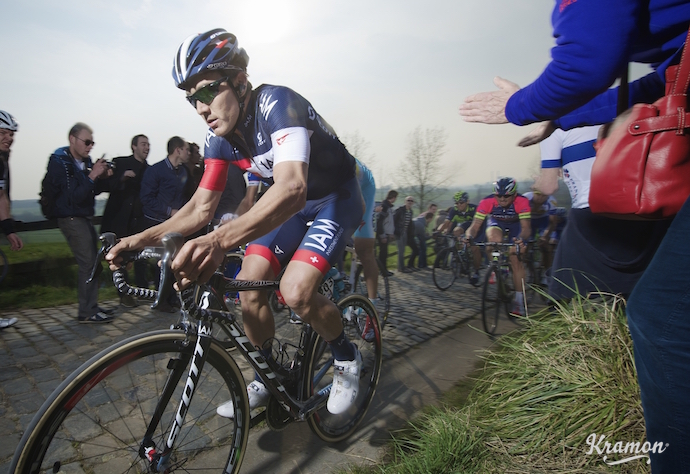 Heinrich Haussler (AUS/IAM) up the Paterberg (max 20%) 57th E3 Harelbeke 2014