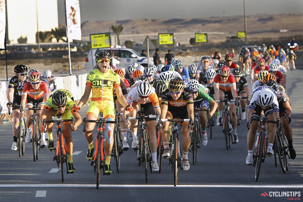 Annalisa Cucinotta (Alé-Cipollini) won the stage one bunch sprint to claim the first race leader’s jersey. She edged out Wiggle Honda’s Giorgia Bronzini and Marta Tagliaferro (Alé –Cipollini) to the line. The lack of wind limited options for several teams who had hoped to be able to split the race apart before the finish.   “It was a hectic desperado battle for the line. Ultimately, some of the teams that were there with the strongest riders didn’t win – which was really weird.” – Kimberley Wells (Australian National Team)