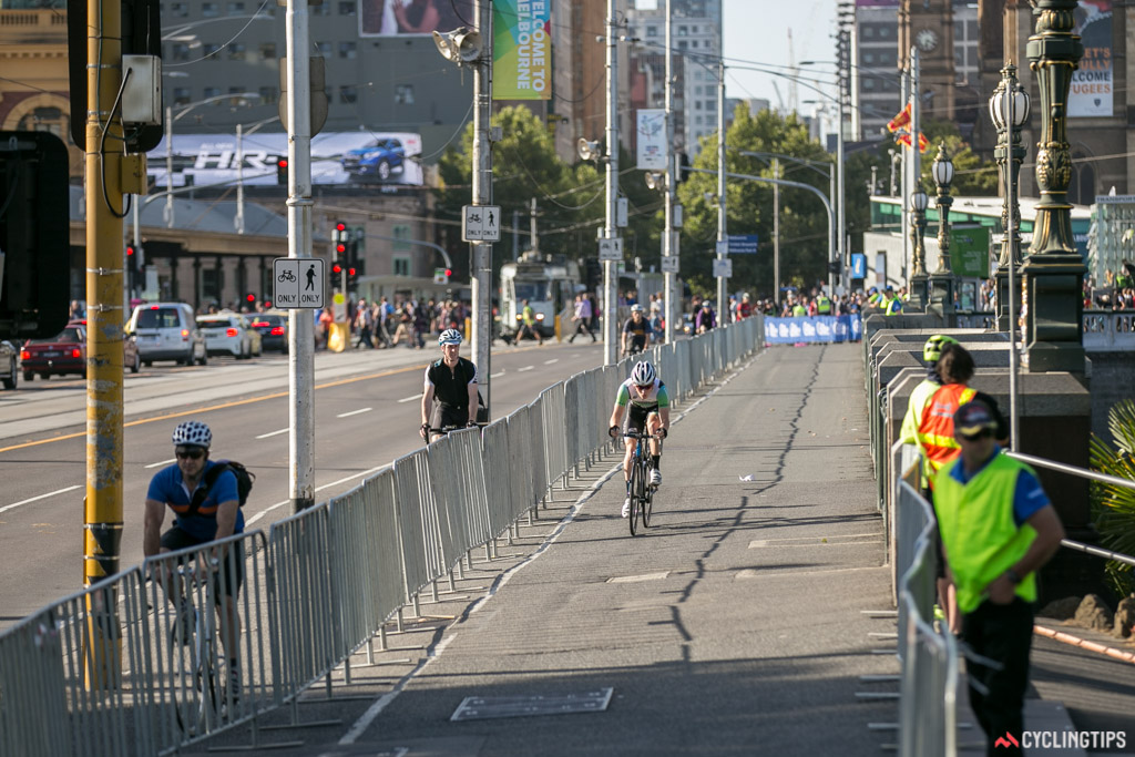 The Sun Tour prologue took the riders from Federation Square to Southbank via the Princes Bridge.