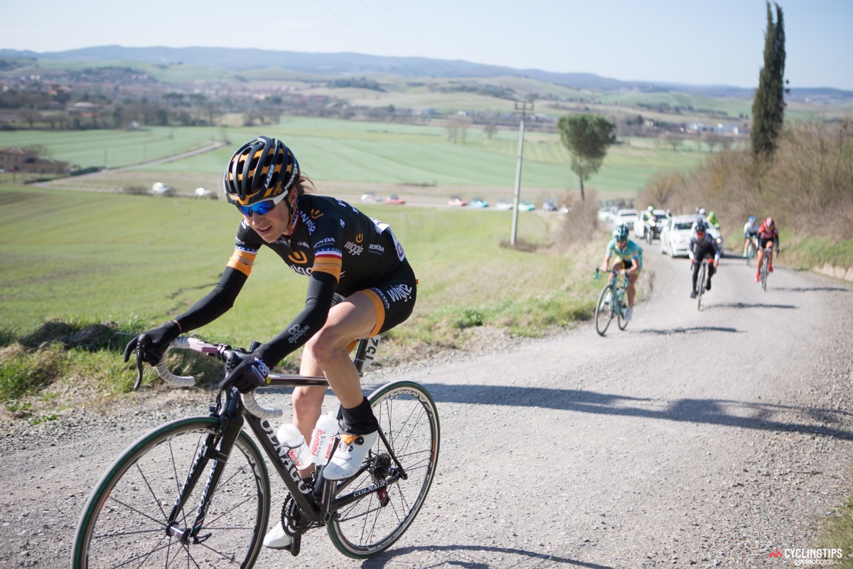 Mara Abbott lost contact with the main bunch on the second section of gravel. The longest ‘strade bianche’ split the race to pieces. From there, it would be a race of attrition. “The gravel sections definitely made the race far more selective than the same course on pavement would have been,” said Abbott. “The gravel wasn’t that hard to ride. It just required complete concentration.”