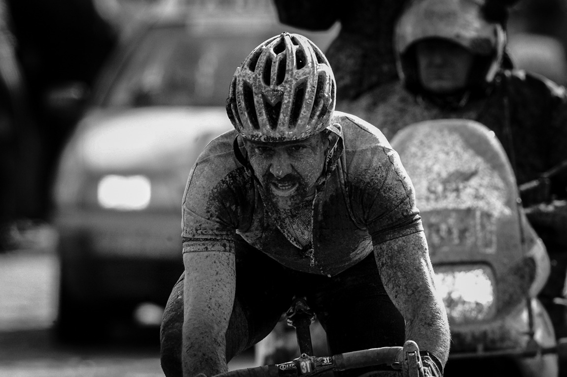 Johan Museuuw in 2002 on his way to winning a third Paris-Roubaix.