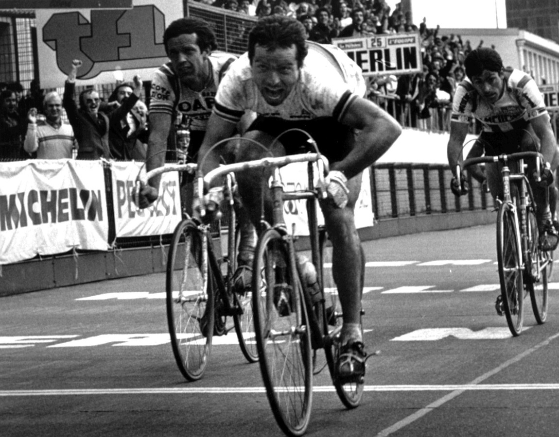 Bernard Hinault wins the 1981 Paris-Roubaix ahead of Roger de Vlaeminck and Francesco Moser. After winning the race Hinault famously said "Paris-Roubaix est une connerie" (Paris–Roubaix is bullshit).