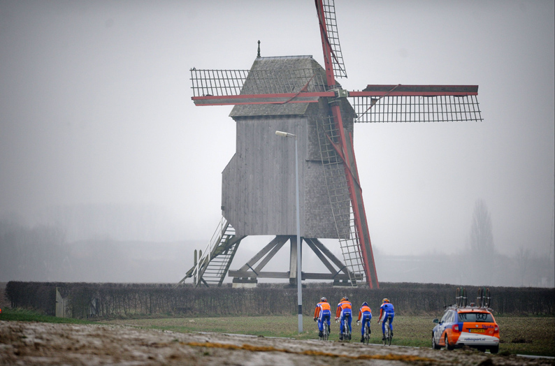 verkenning parkoers Omloop Het Nieuwsblad 2011