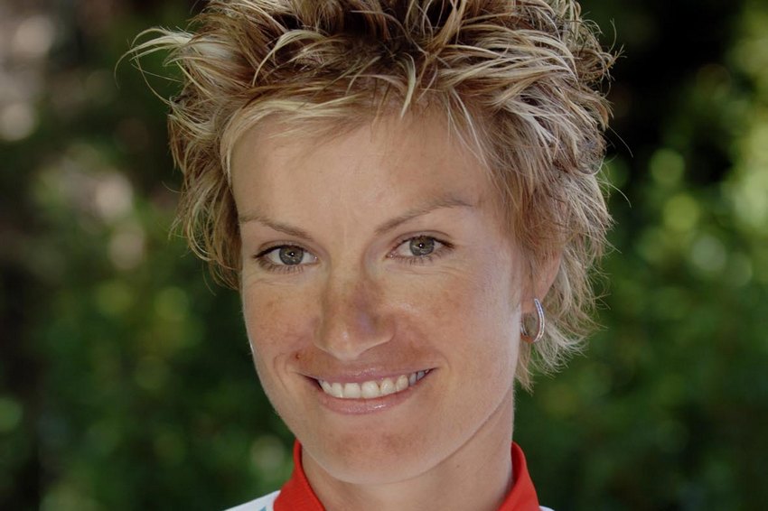 Australian Cyclist Amy Gillet Killed In Crash